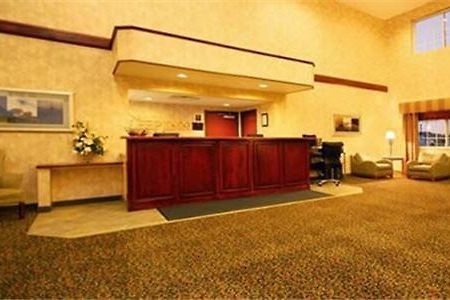 Crossings By Grandstay Inn & Suites Becker Interiør billede