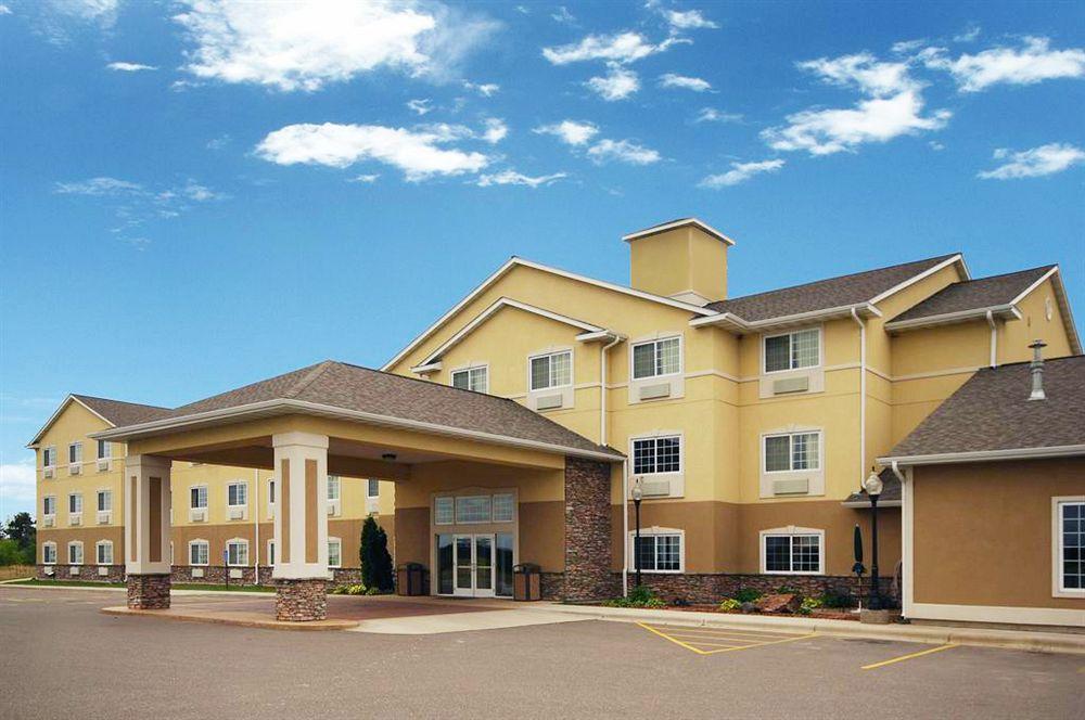 Crossings By Grandstay Inn & Suites Becker Eksteriør billede