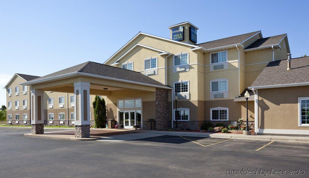 Crossings By Grandstay Inn & Suites Becker Eksteriør billede