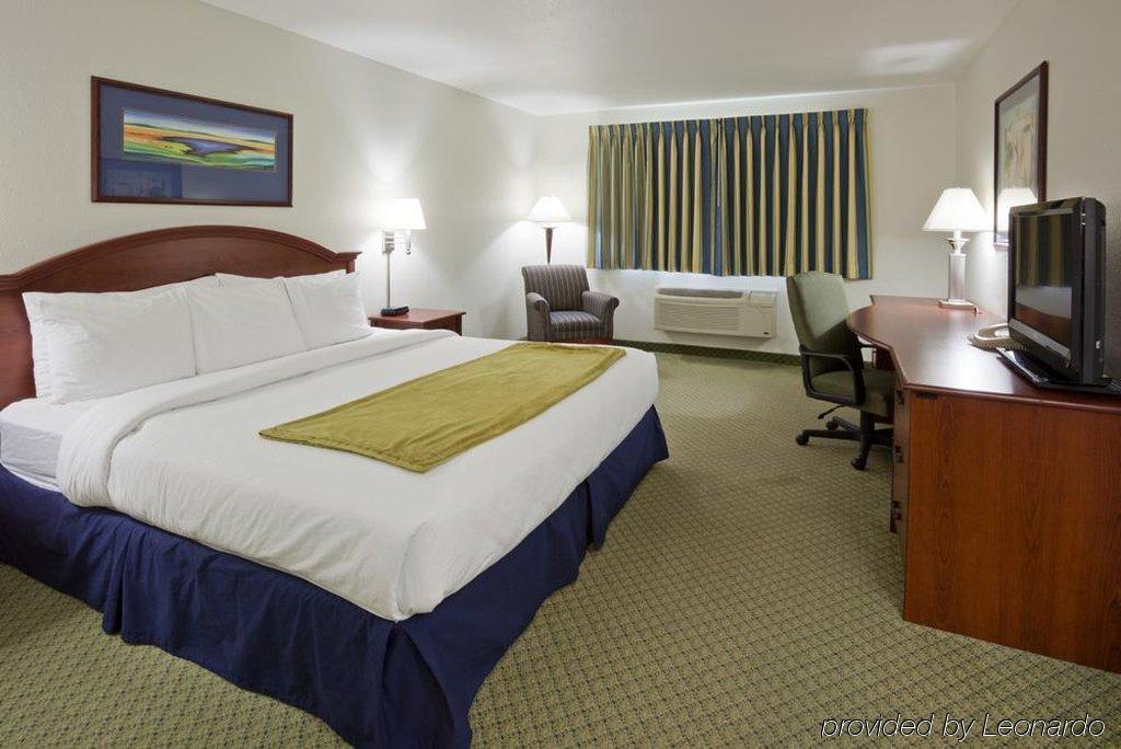 Crossings By Grandstay Inn & Suites Becker Eksteriør billede