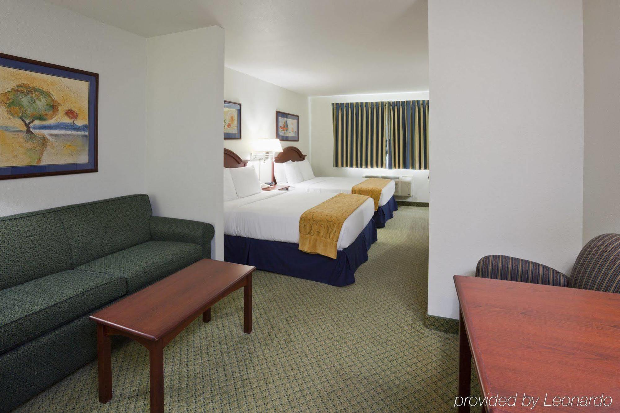 Crossings By Grandstay Inn & Suites Becker Eksteriør billede